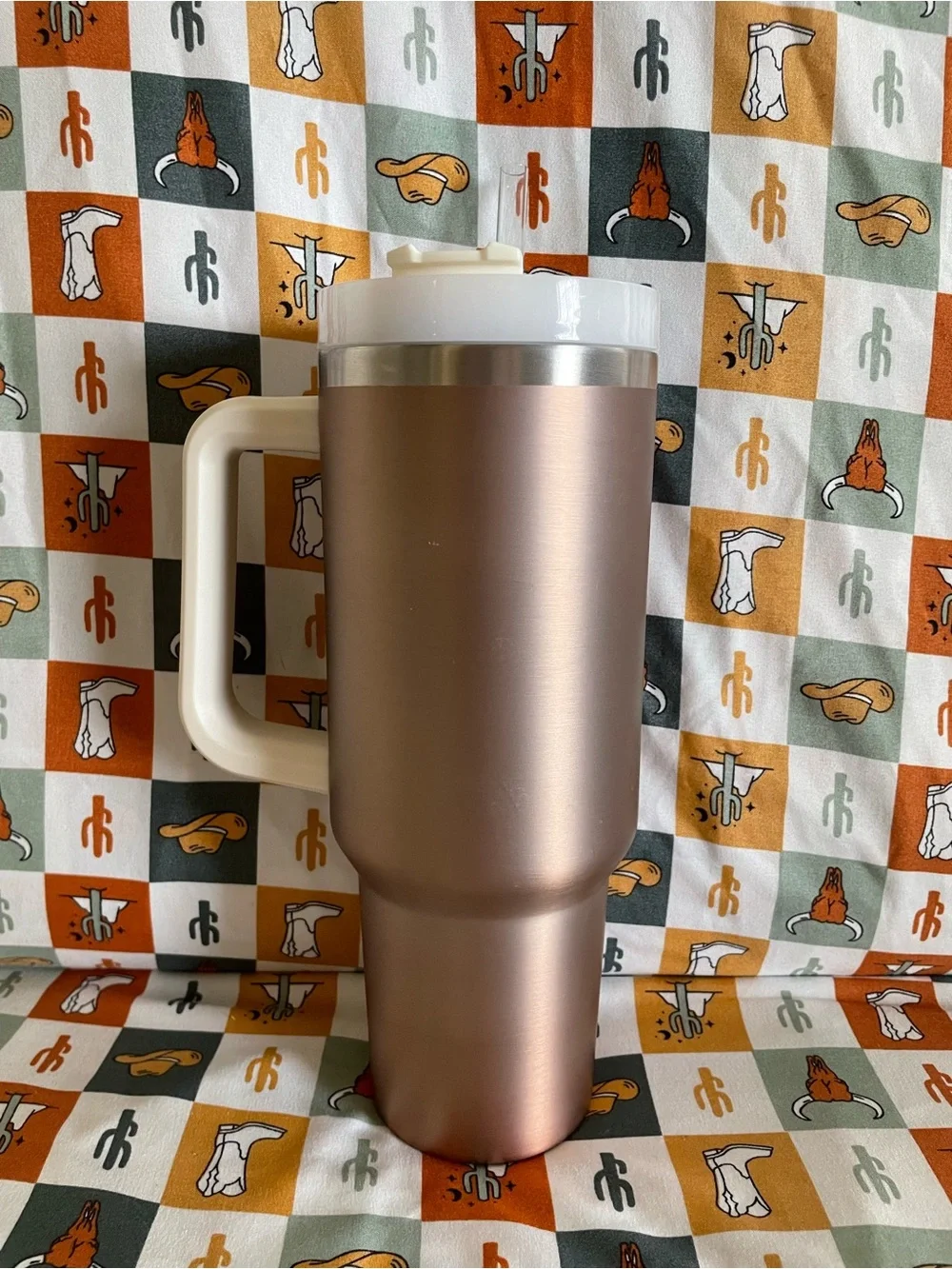 Stanley Metallic Copper 40 oz Cup with Cream Handle and White Lid - Picture 2 of 7